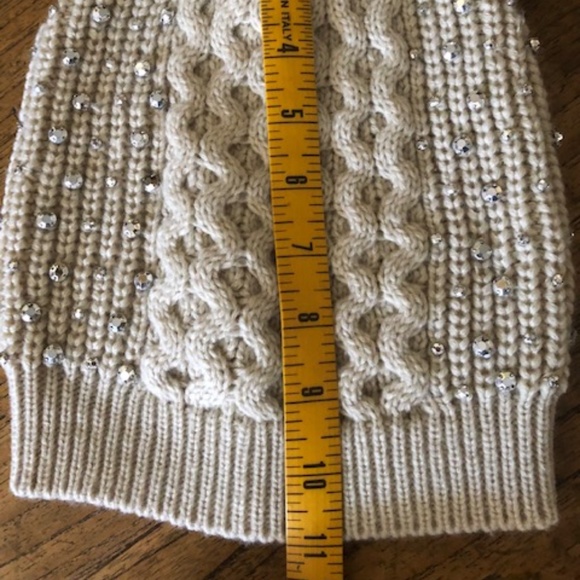 Women's Beige Hand Knit Winter Hat w / Rhinestones O/S - Picture 9 of 9